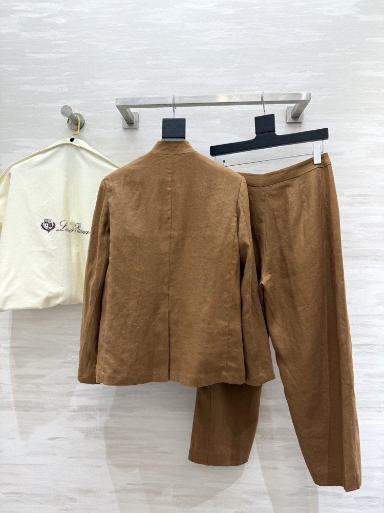 Костюм женский фото 8