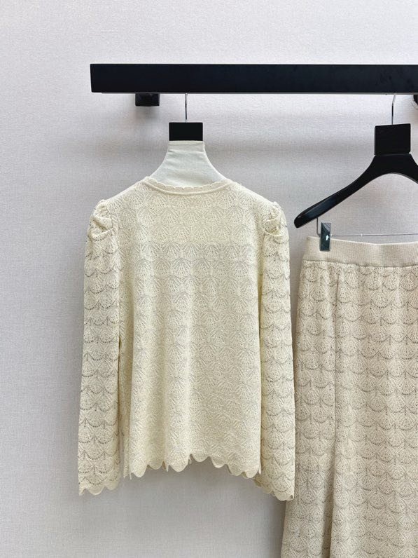 Костюм женский фото 8