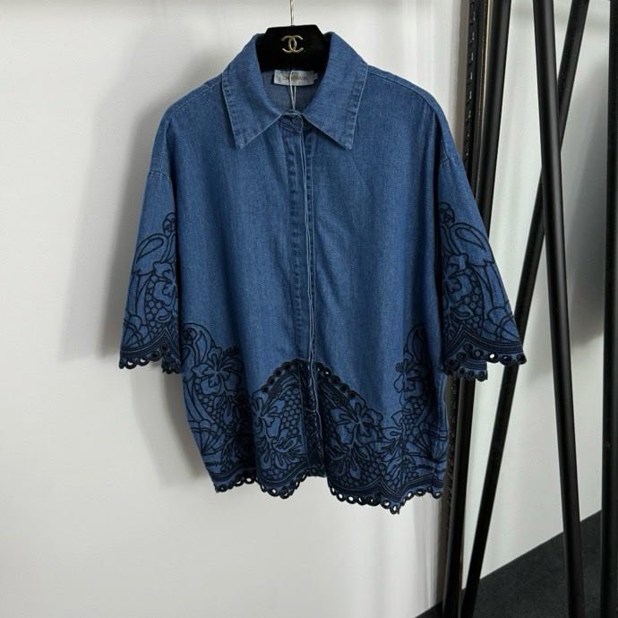 Костюм женский фото 8