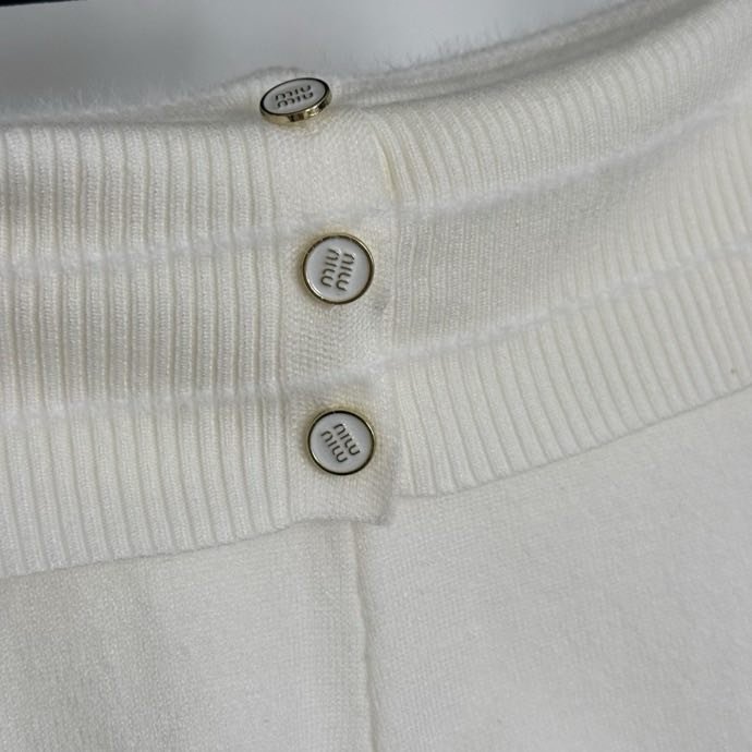 Костюм жіночий фото 8