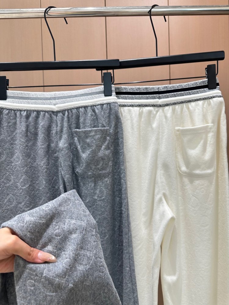 Костюм женский фото 8