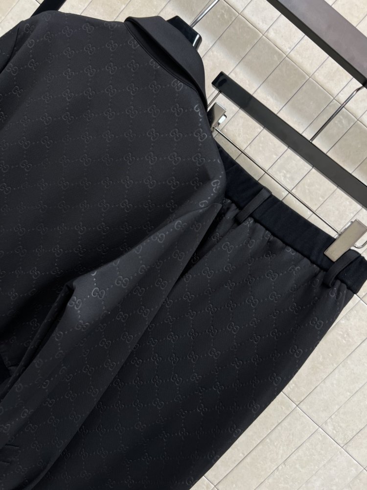 Костюм женский фото 8