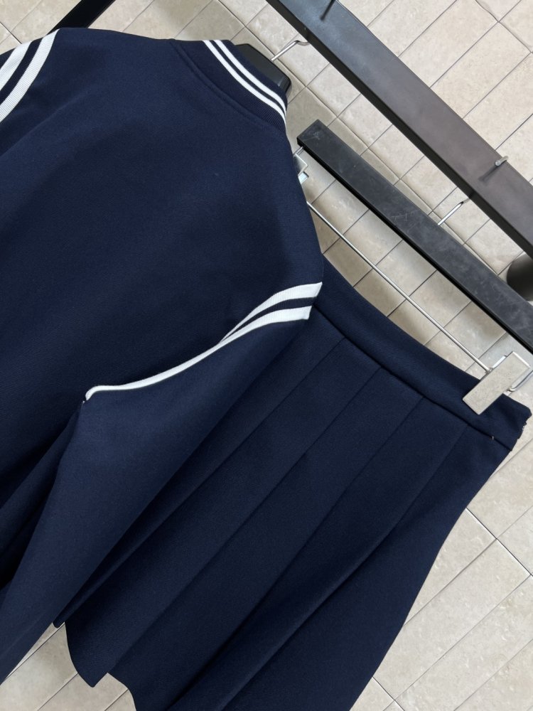 Костюм жіночий фото 8