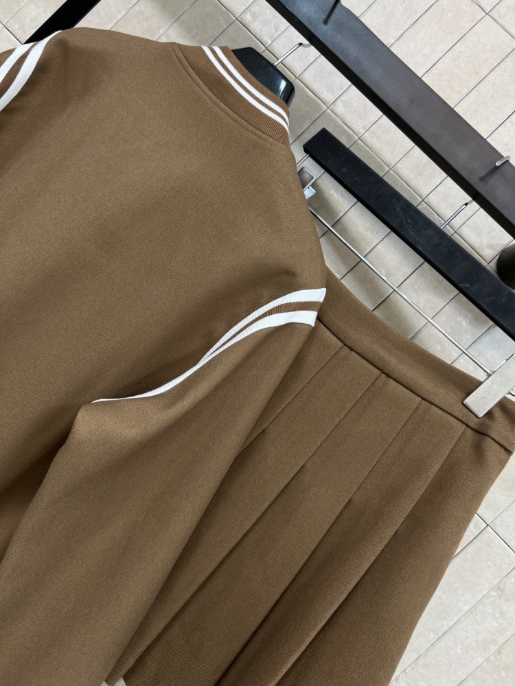 Костюм женский фото 8