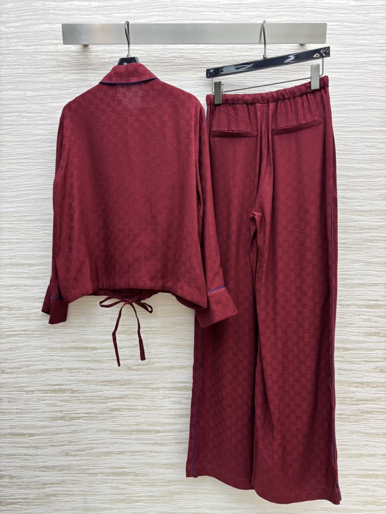 Костюм жіночий фото 8