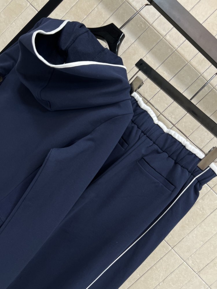 Costume female фото 8