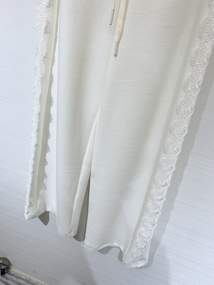 Костюм женский фото 8