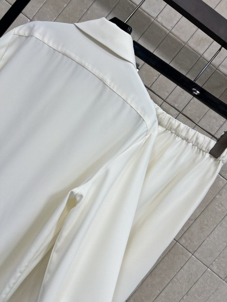 Костюм жіночий фото 8