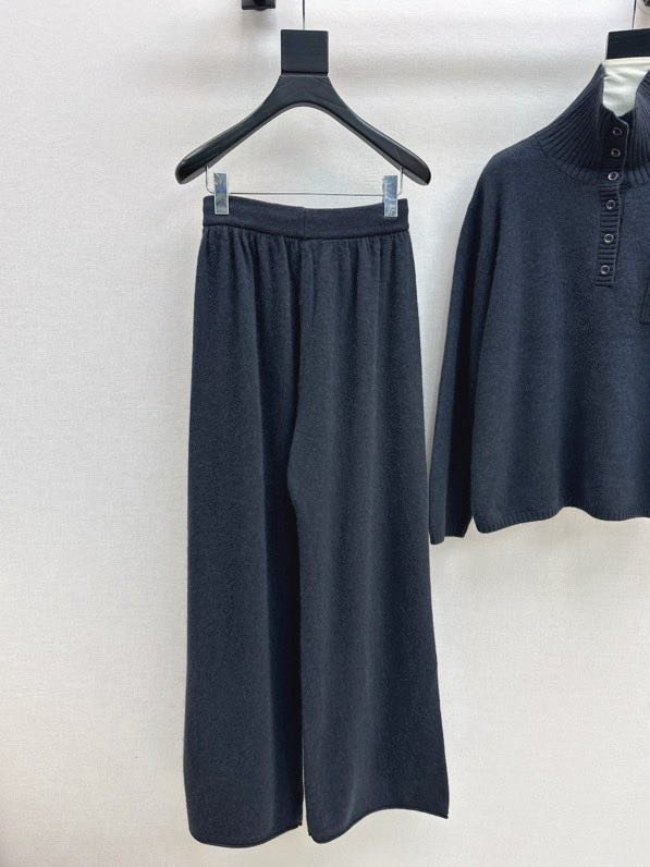 Костюм женский фото 8