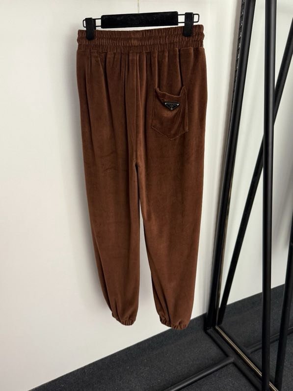 Костюм жіночий фото 8