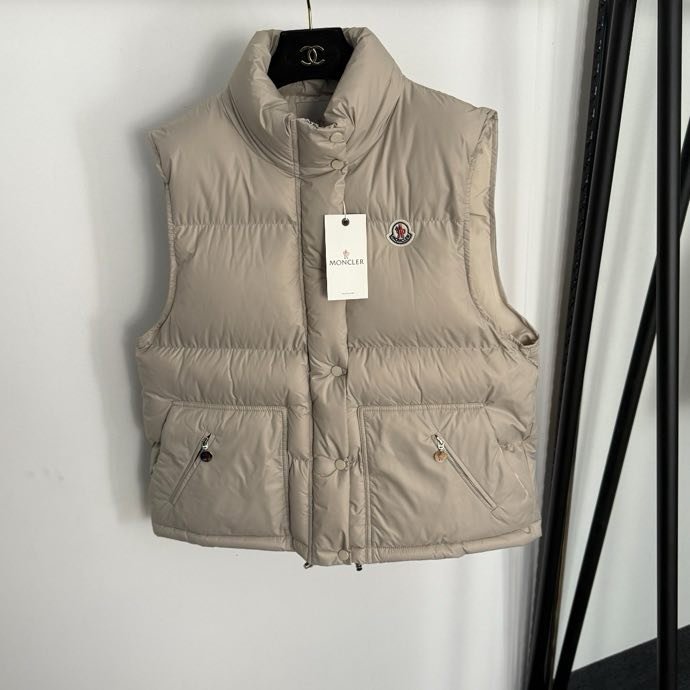 Костюм жіночий фото 8