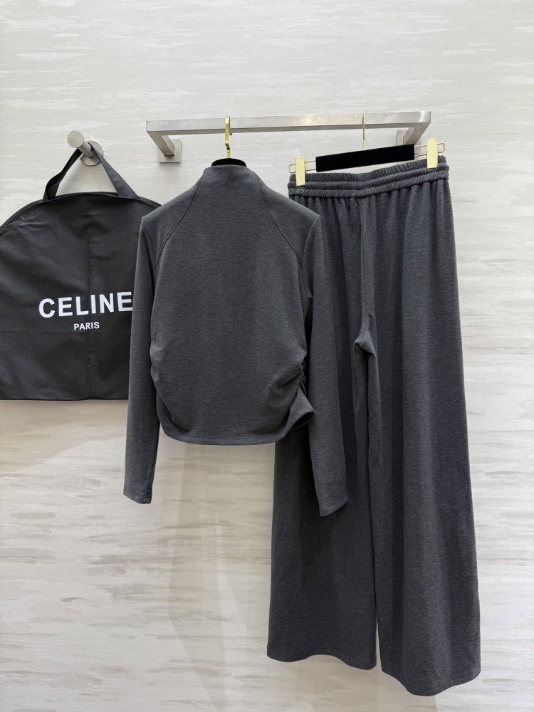 Костюм женский фото 8