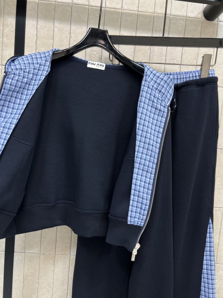 Costume female фото 8