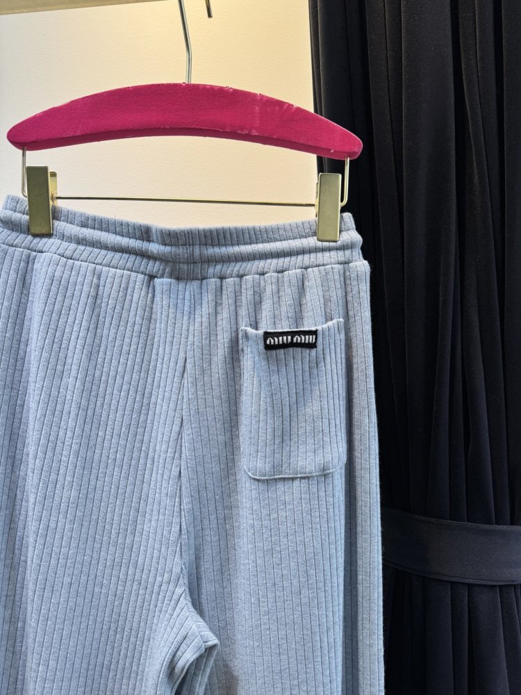 Костюм женский фото 8