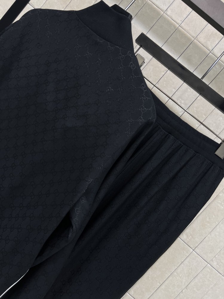 Костюм женский фото 8