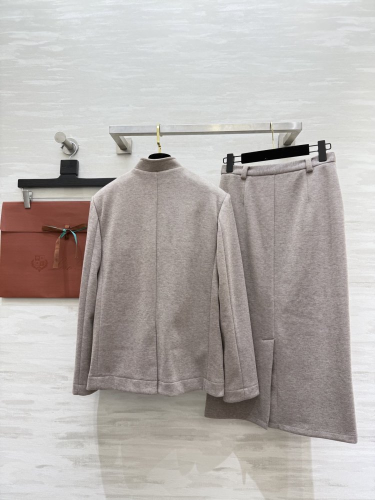 Костюм женский фото 8