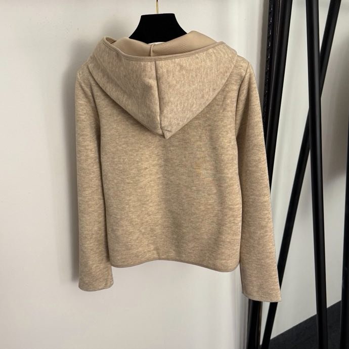 Костюм женский фото 8