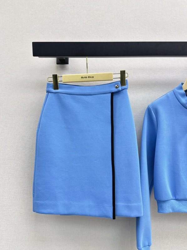 Костюм жіночий фото 8