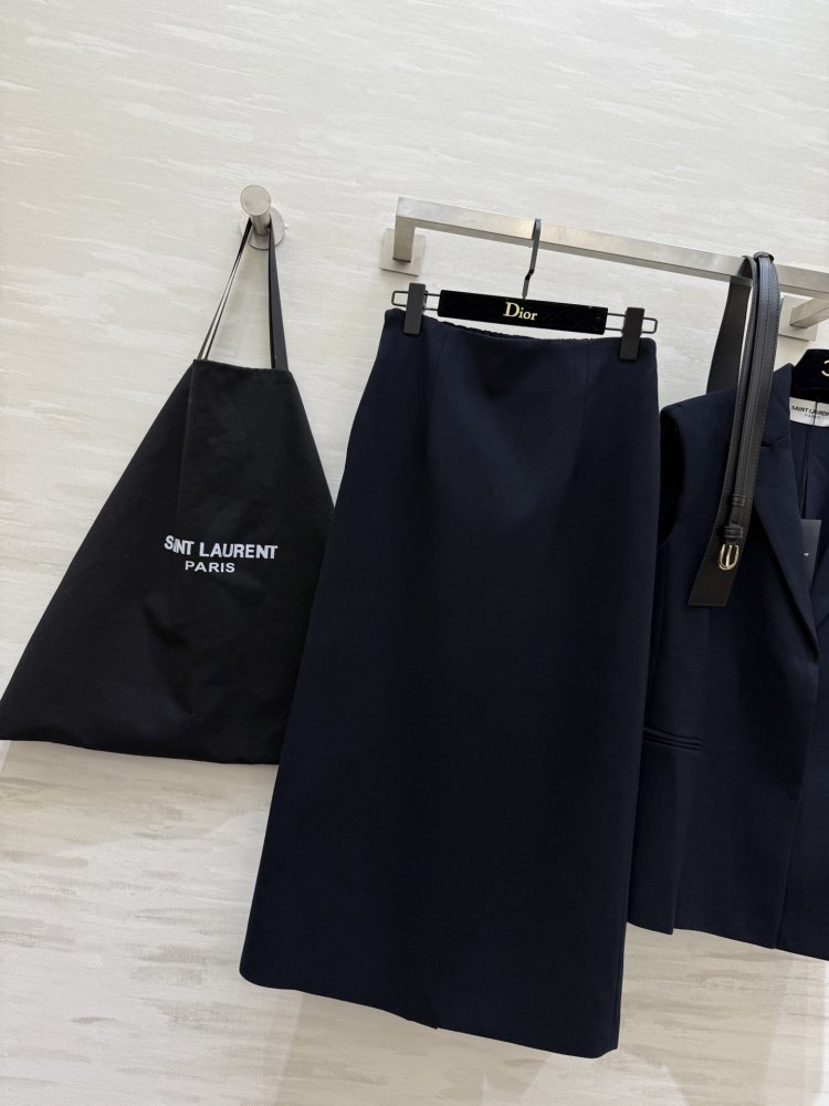 Costume female фото 8