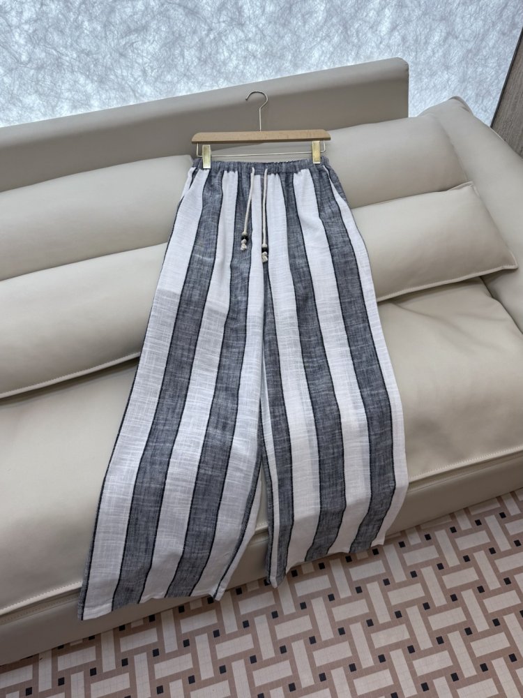 Costume female фото 8