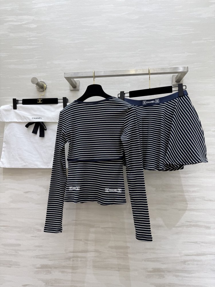 Костюм женский фото 9