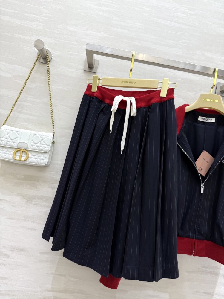 Костюм женский фото 9