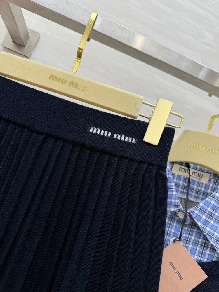 Костюм жіночий фото 9