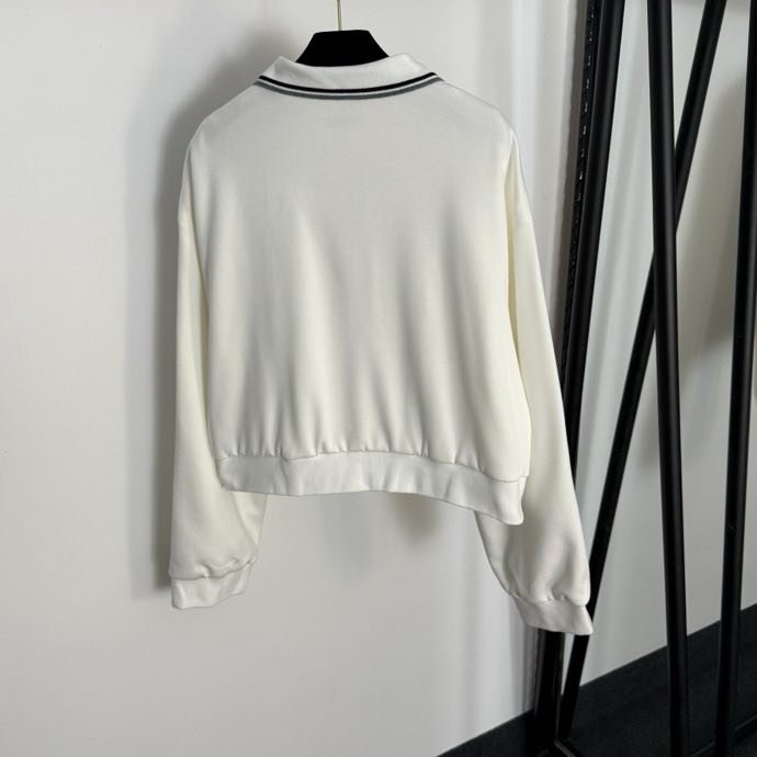 Costume female фото 9