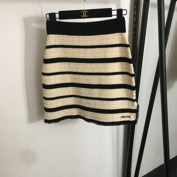 Костюм жіночий фото 9