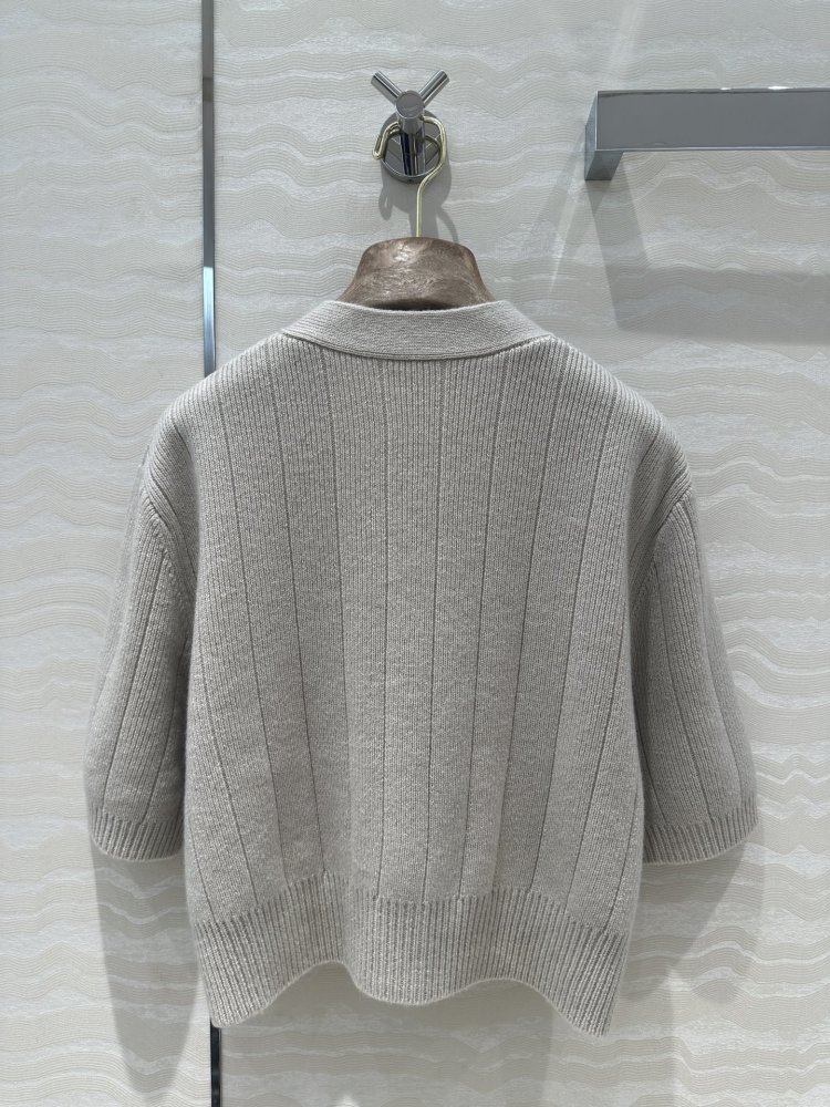 Костюм женский фото 9