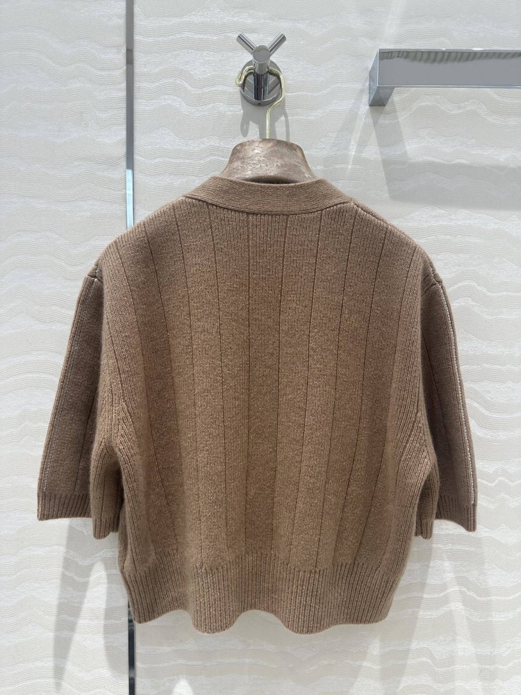 Костюм женский фото 9