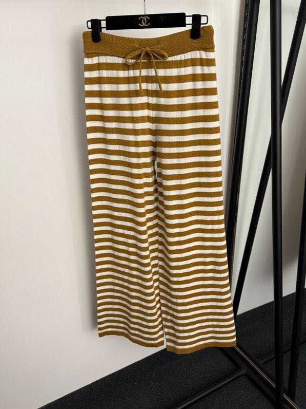 Костюм женский фото 9