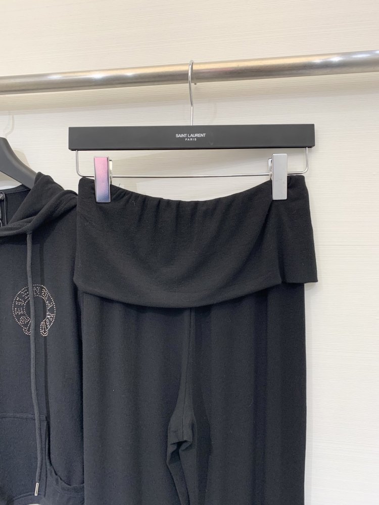 Костюм женский фото 9