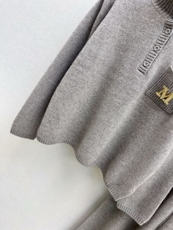 Costume female фото 9