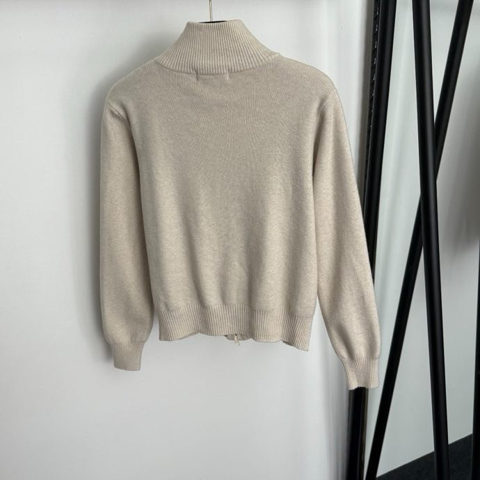 Костюм женский фото 9