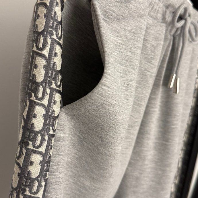 Костюм женский фото 9