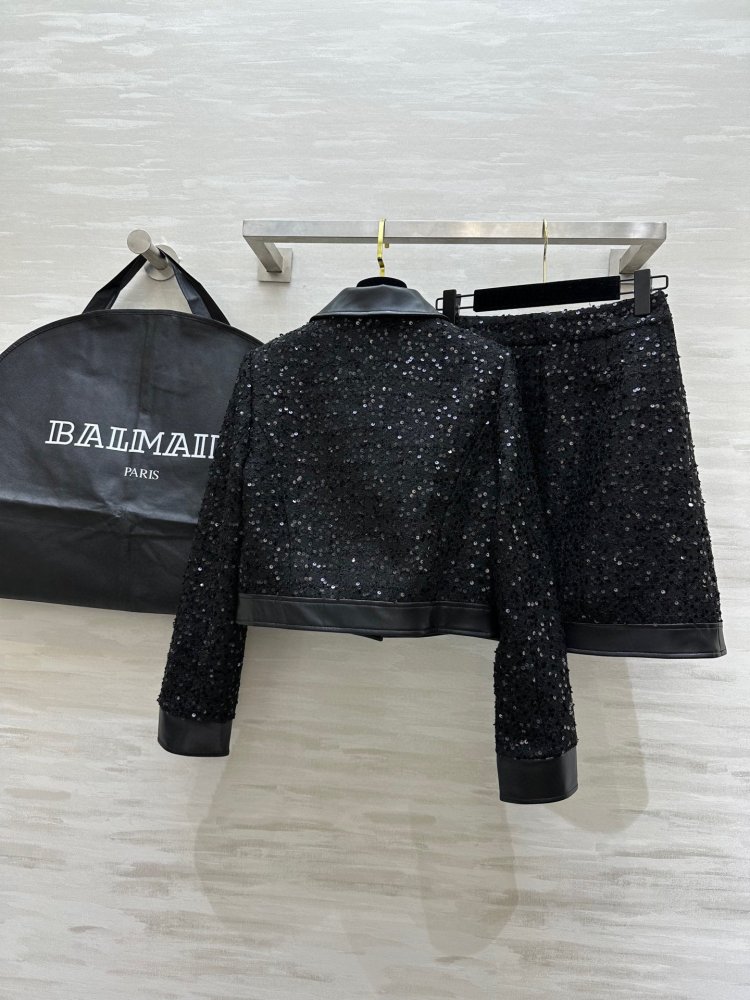 Костюм женский фото 9