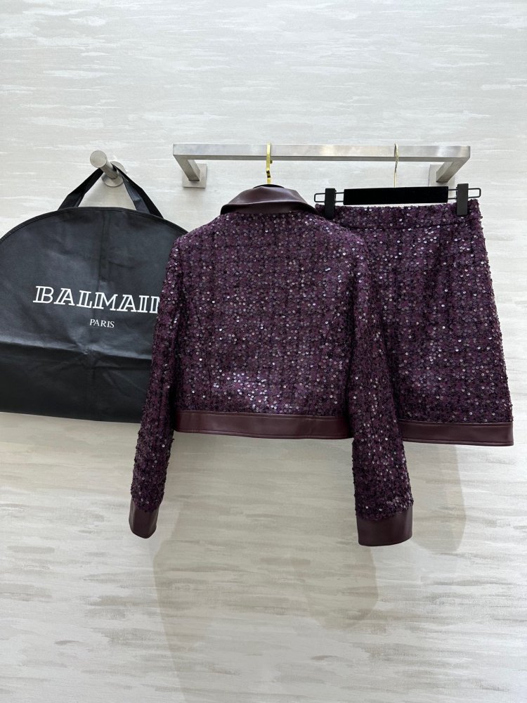 Costume female фото 9