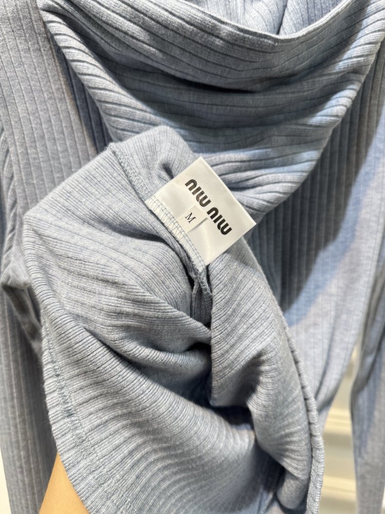 Костюм женский фото 9