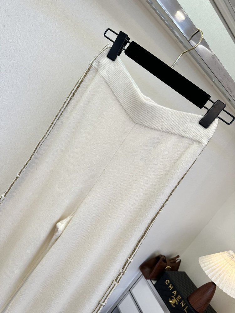 Костюм жіночий фото 9