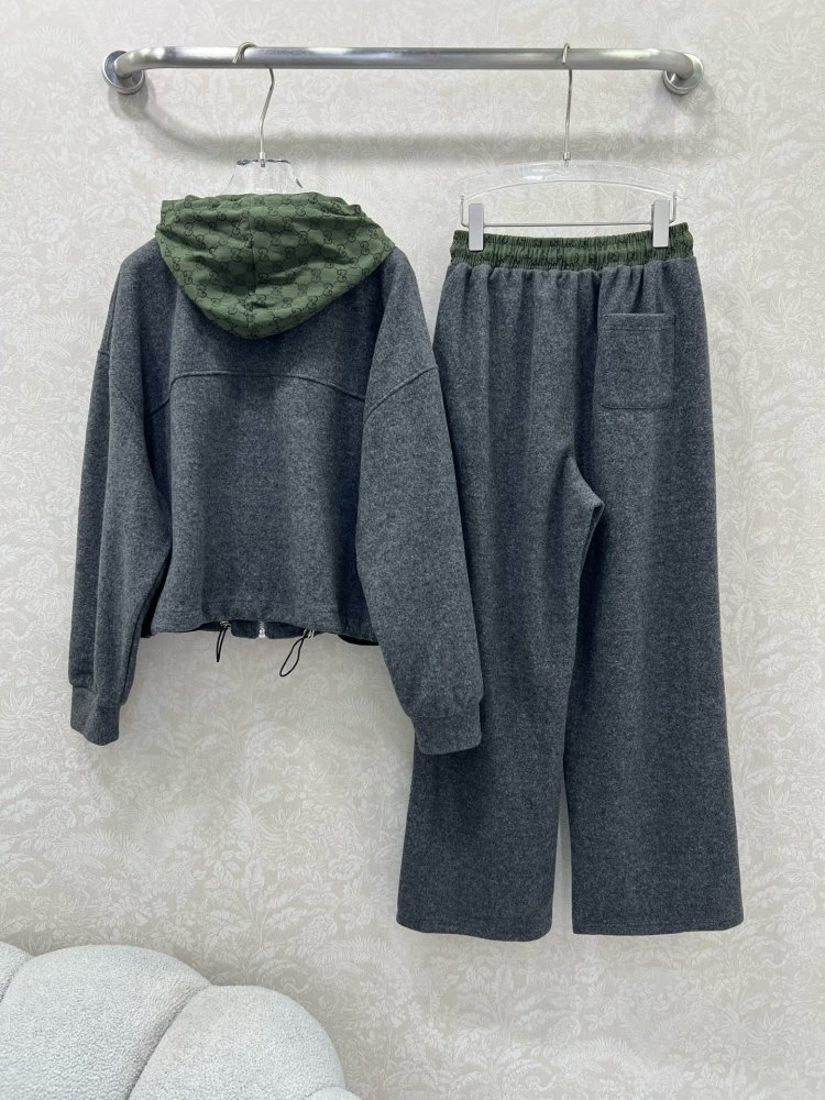 Костюм женский фото 9