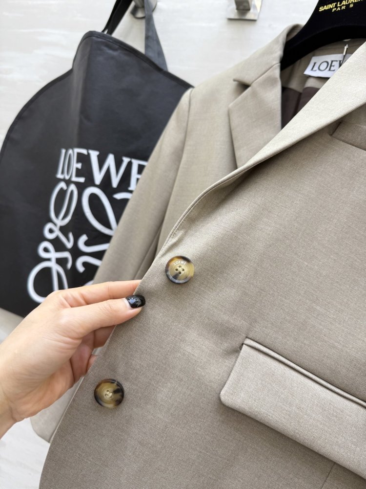 Костюм женский фото 9