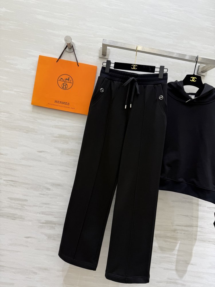 Костюм женский фото 9