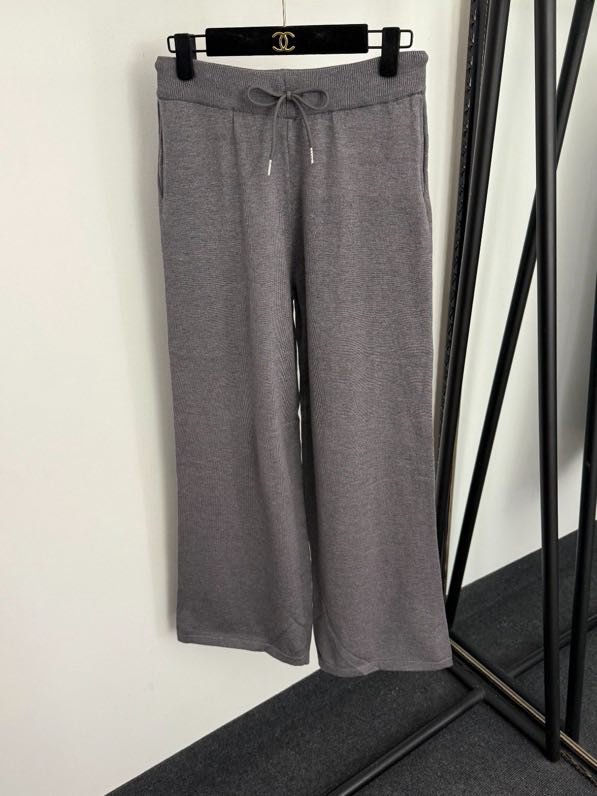 Костюм женский фото 9