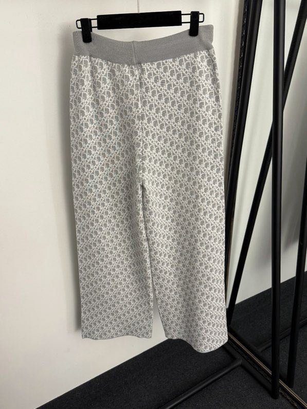 Костюм женский фото 9