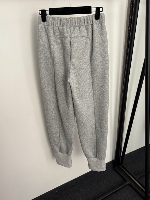 Костюм женский фото 9