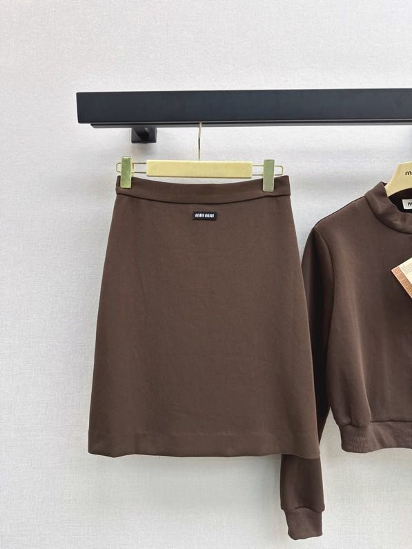 Костюм женский фото 9