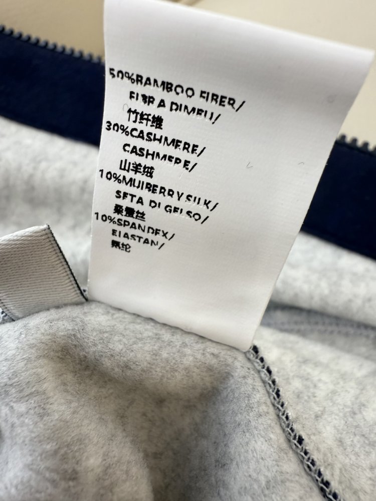 Костюм женский фото 9