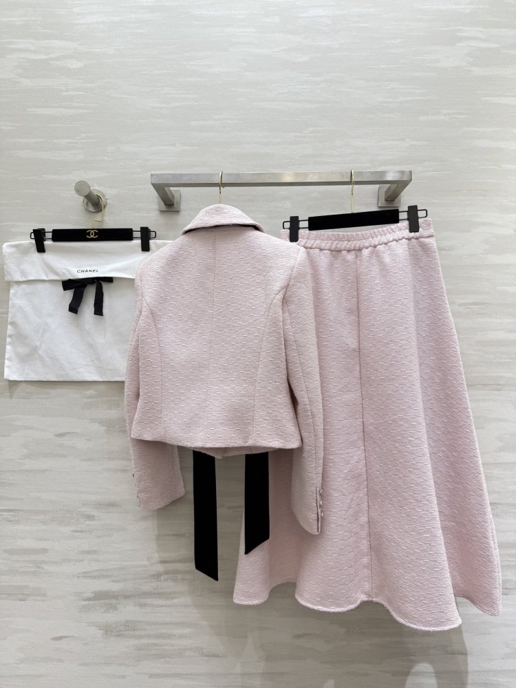 Костюм женский фото 9