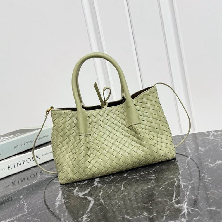 Кожаная двусторонняя сумка тоут Pinacoteca 24 см